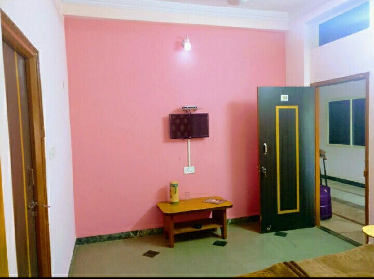Ganga Palace 호텔 우자인 외부 사진